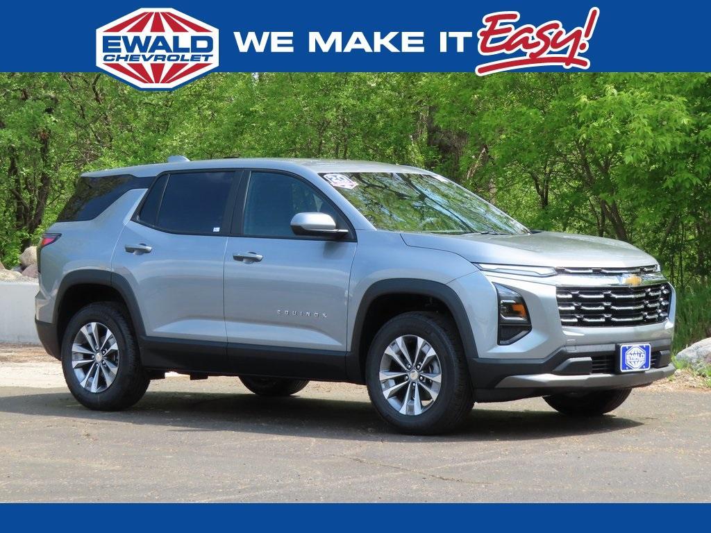 new 2026 Chevrolet Equinox car, priced at $31,995