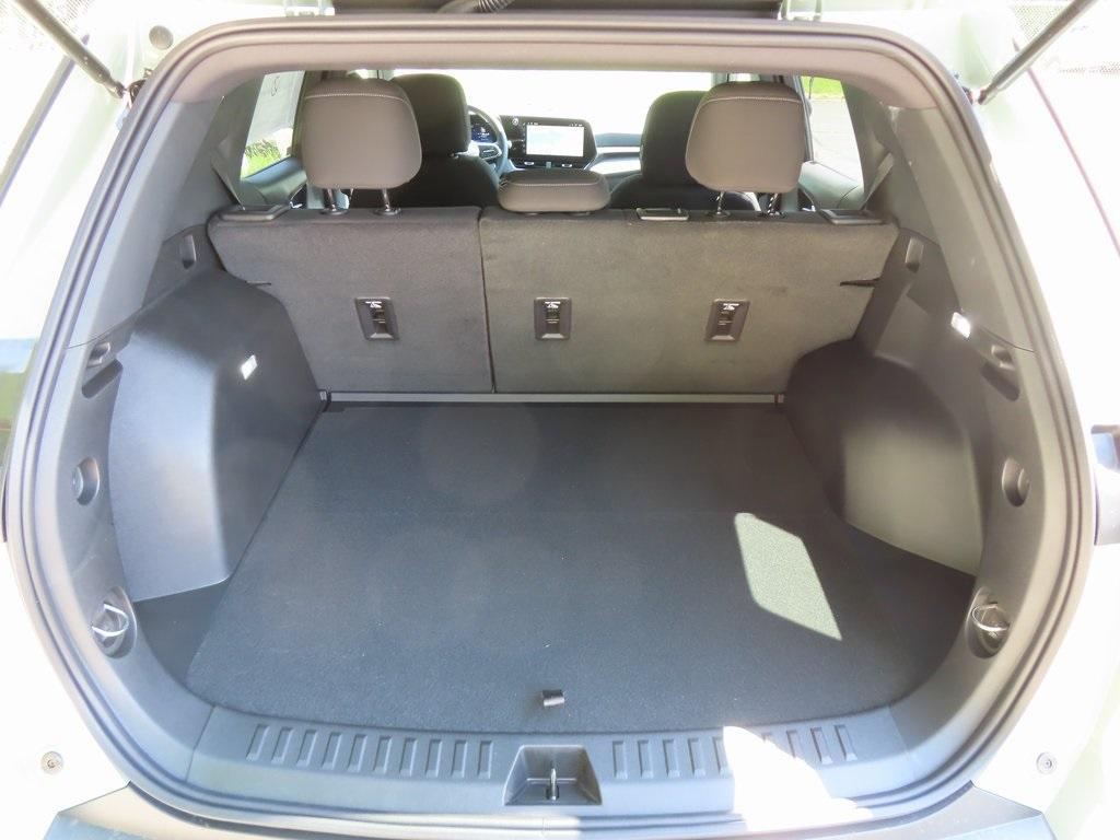 new 2026 Chevrolet Equinox car, priced at $31,952