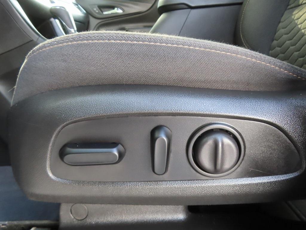 used 2021 Chevrolet Equinox car, priced at $17,700