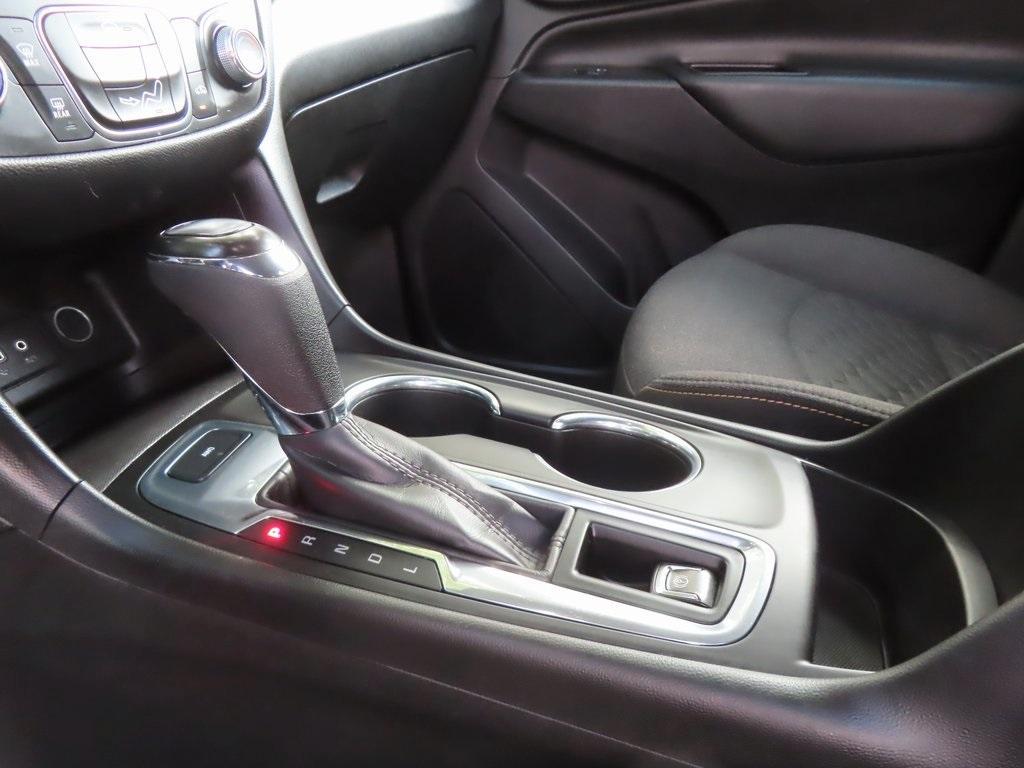used 2021 Chevrolet Equinox car, priced at $17,700