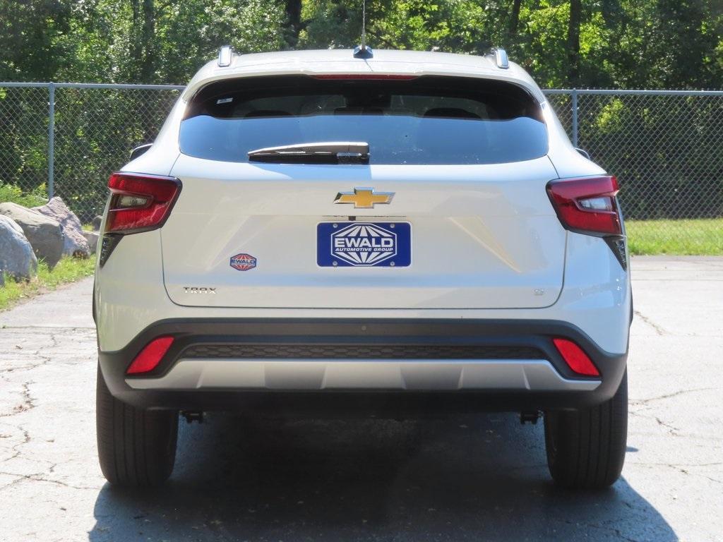 new 2026 Chevrolet Trax car, priced at $25,626
