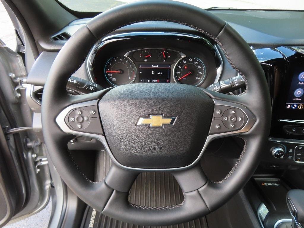 used 2023 Chevrolet Traverse car, priced at $29,774
