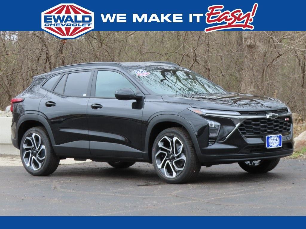 new 2025 Chevrolet Trax car, priced at $26,225