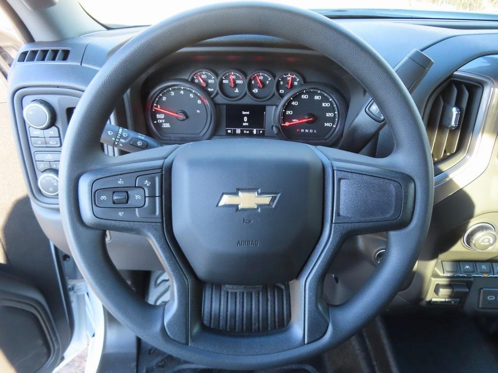 new 2025 Chevrolet Silverado 1500 car, priced at $43,139