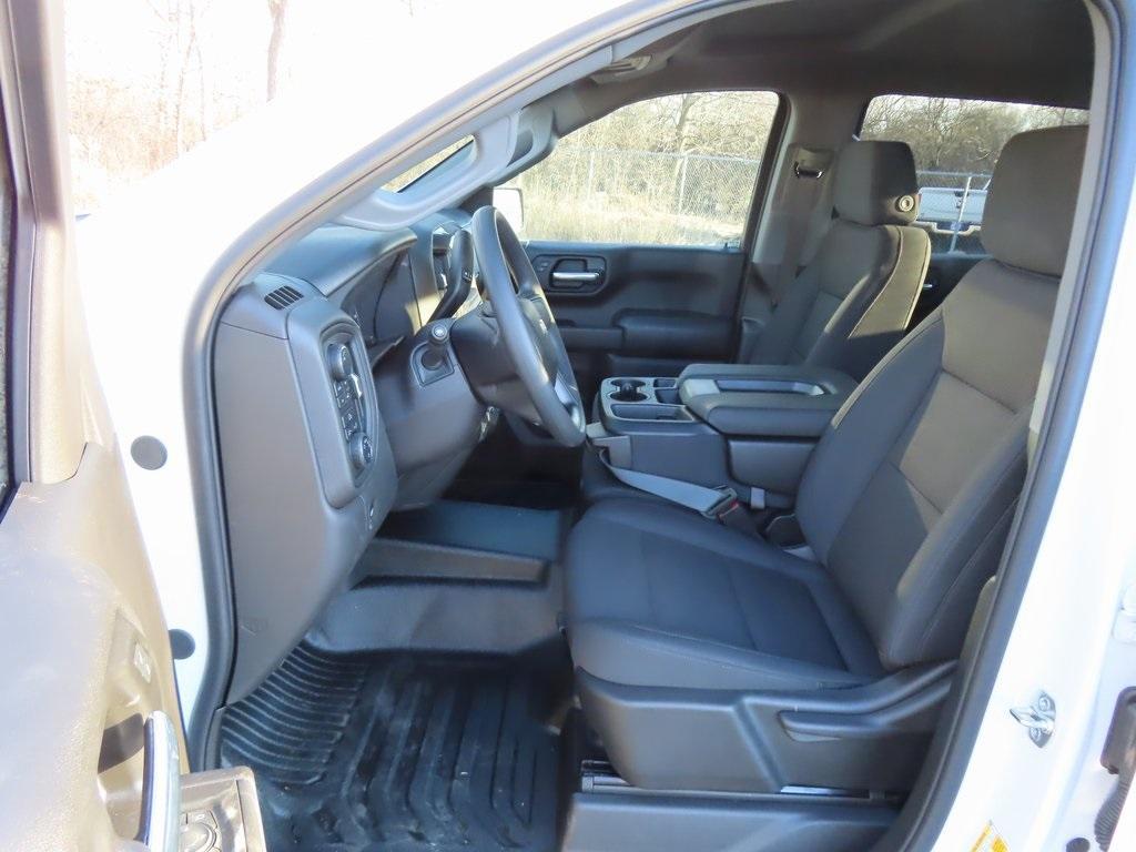 new 2025 Chevrolet Silverado 1500 car, priced at $43,139