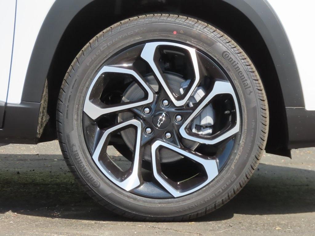 new 2025 Chevrolet Trax car, priced at $25,960