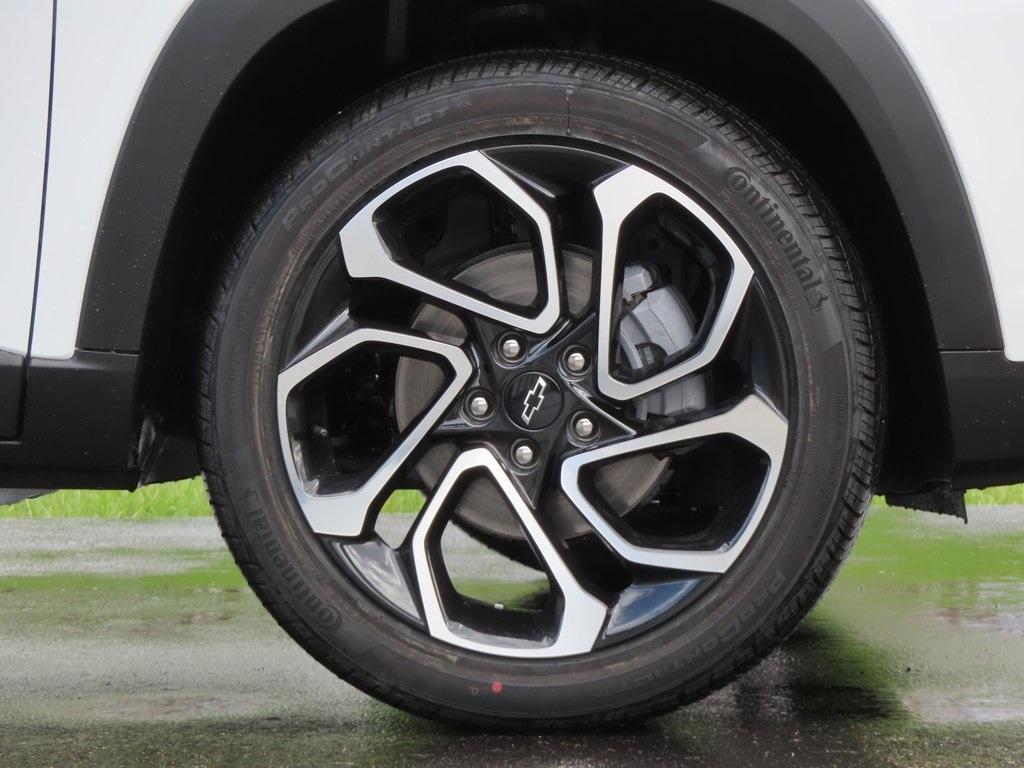 new 2025 Chevrolet Trax car, priced at $26,225