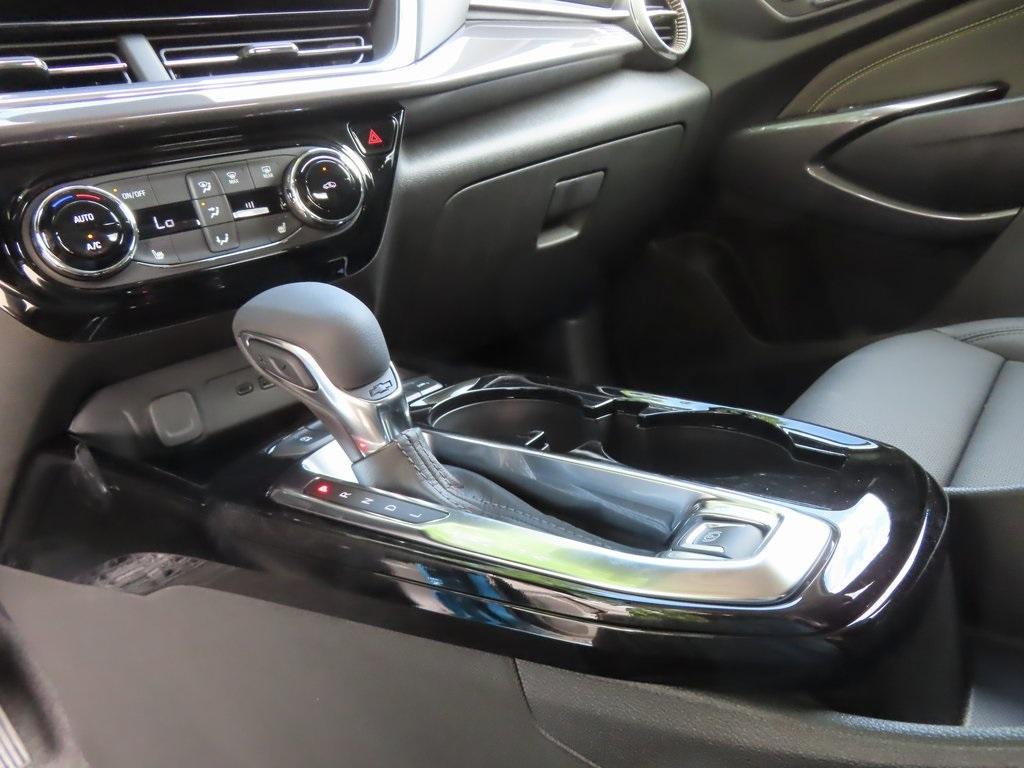 new 2025 Chevrolet Trax car, priced at $26,543