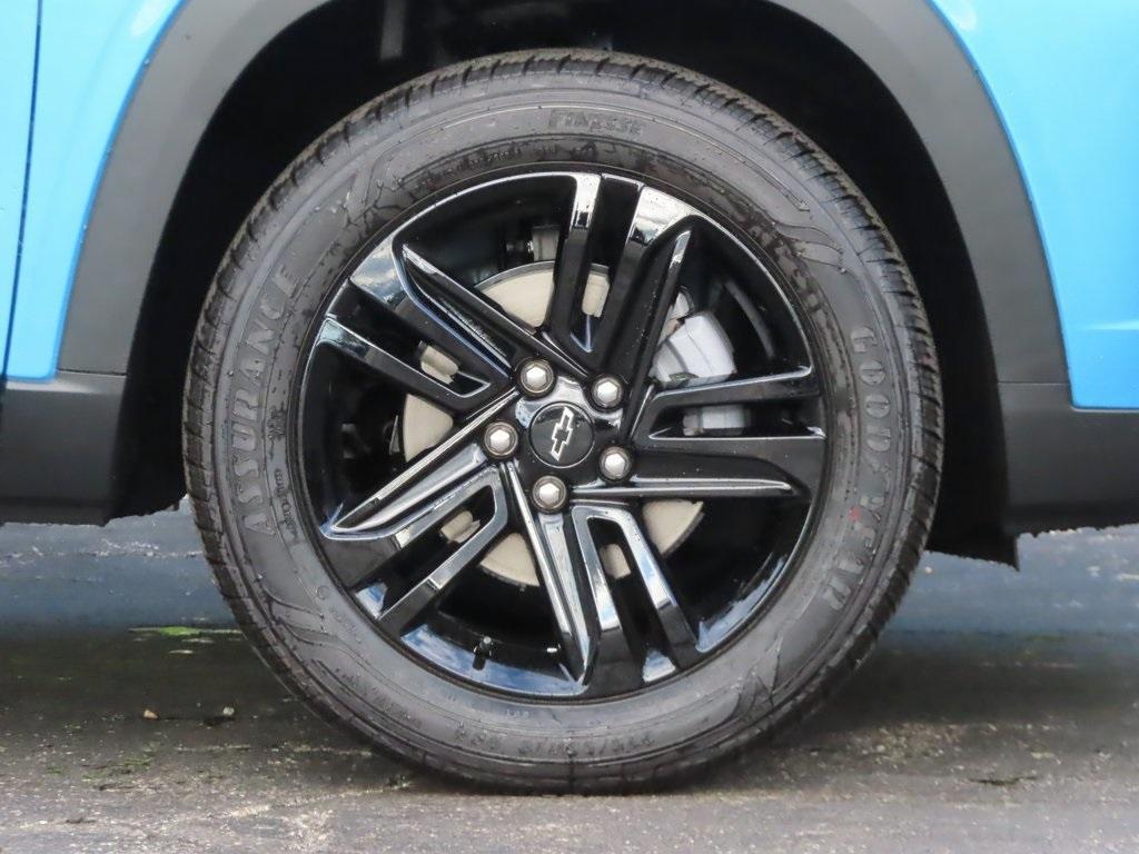 new 2025 Chevrolet Trax car, priced at $26,543