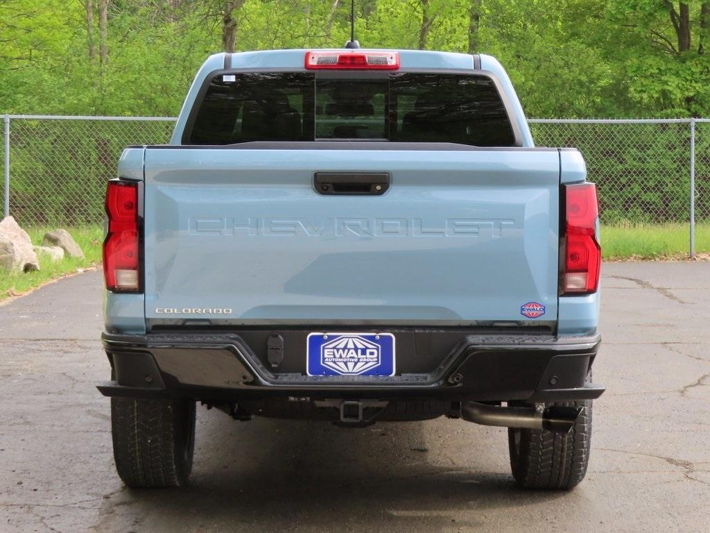 new 2025 Chevrolet Colorado car, priced at $48,637