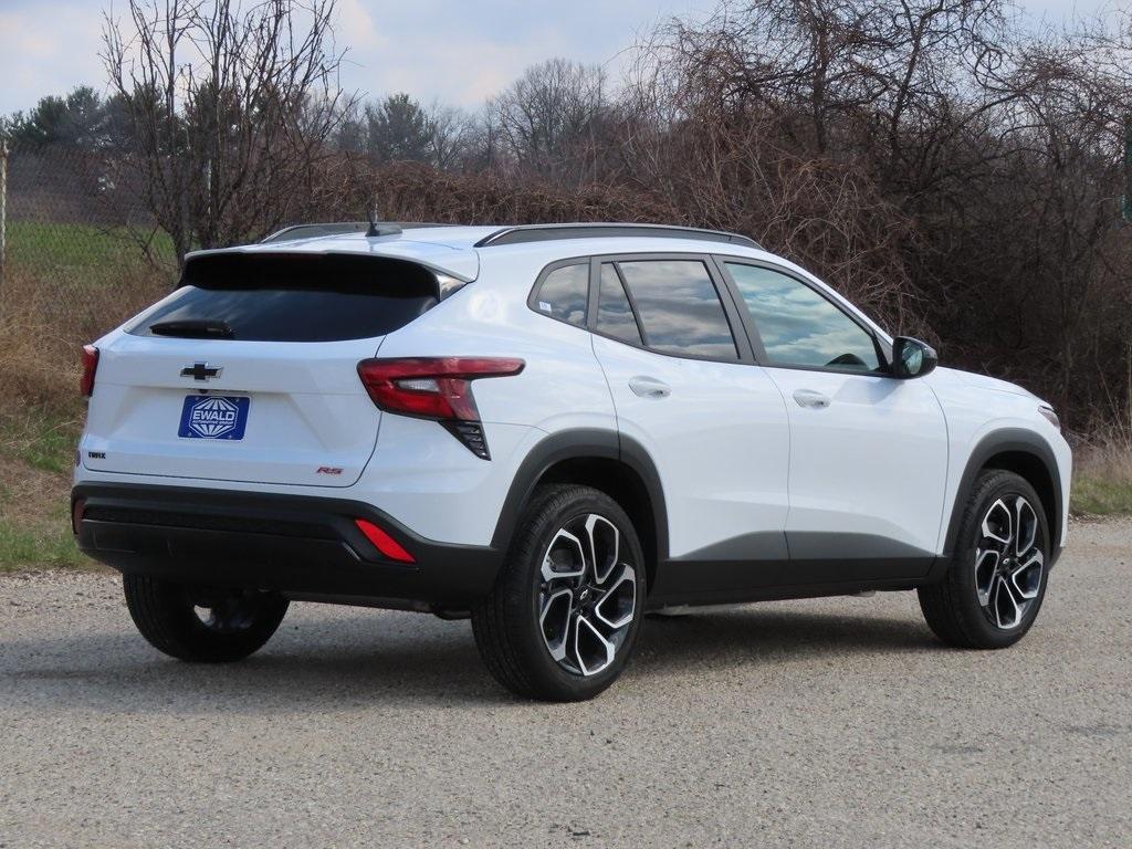 new 2025 Chevrolet Trax car, priced at $26,225