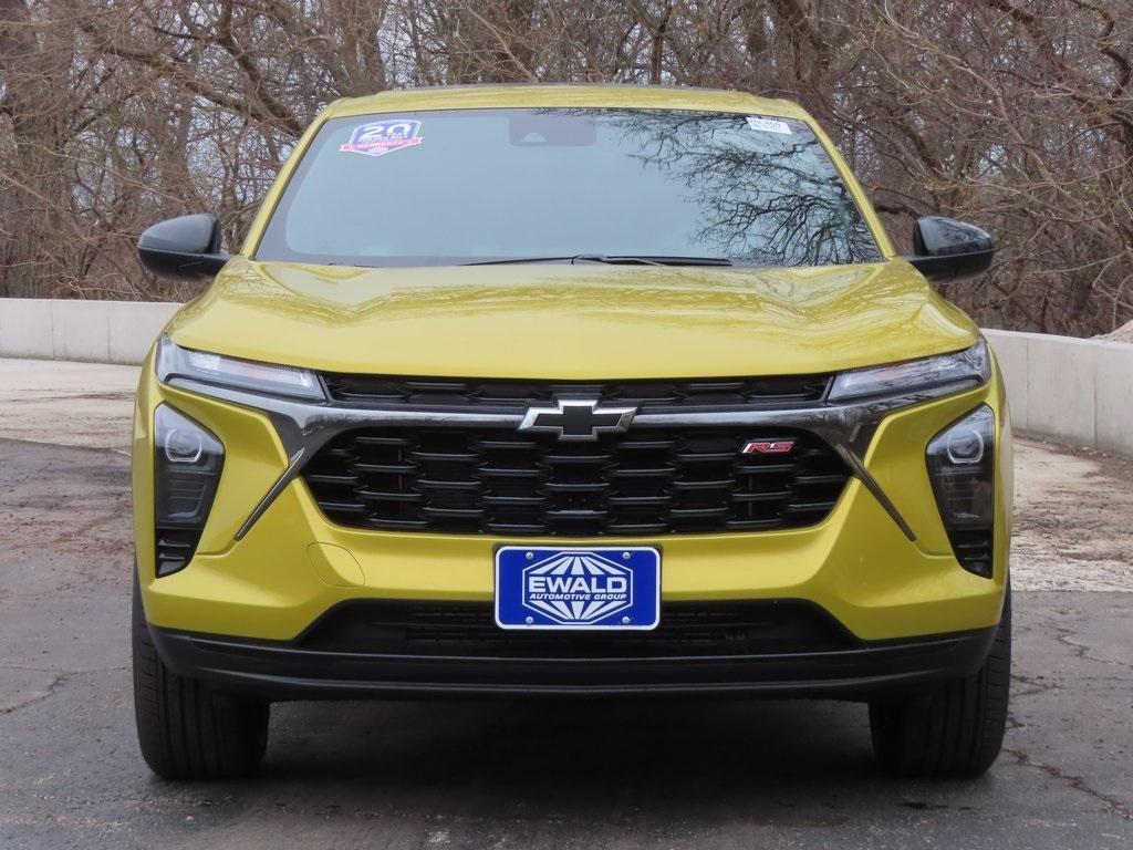 new 2025 Chevrolet Trax car, priced at $24,735