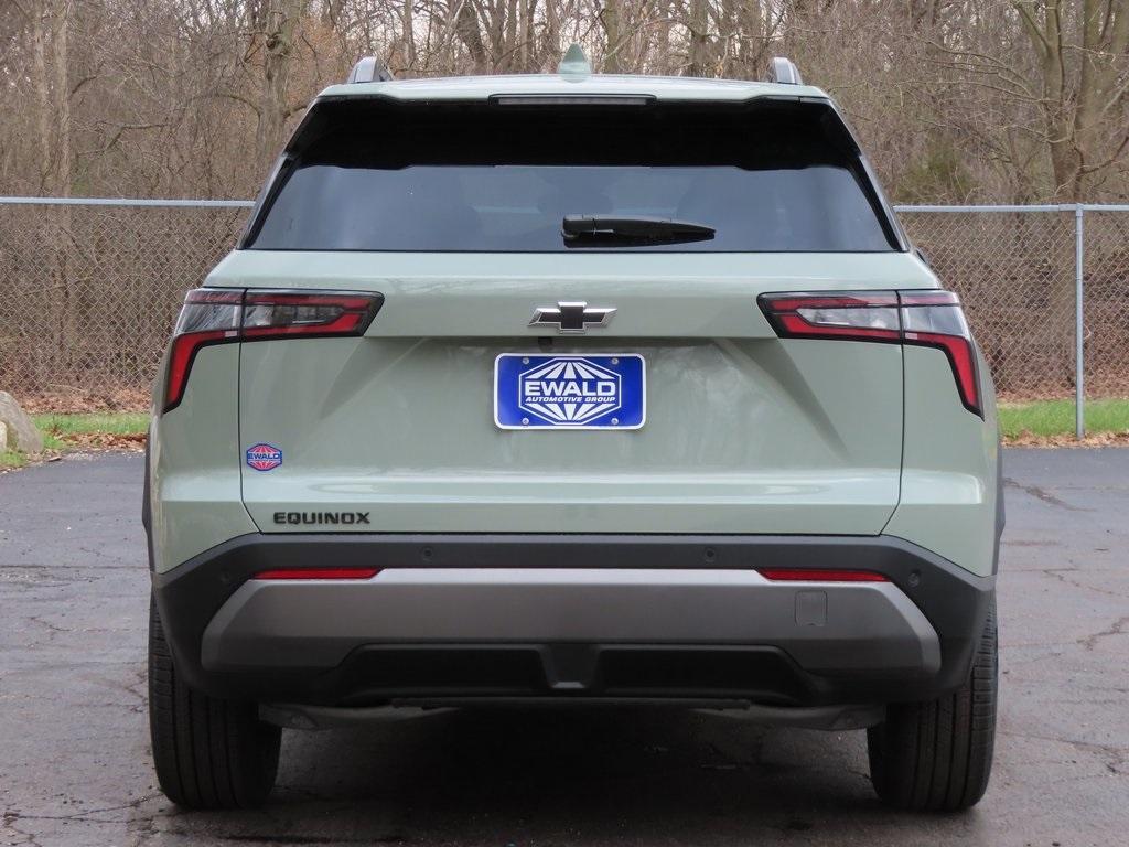new 2025 Chevrolet Equinox car, priced at $30,730