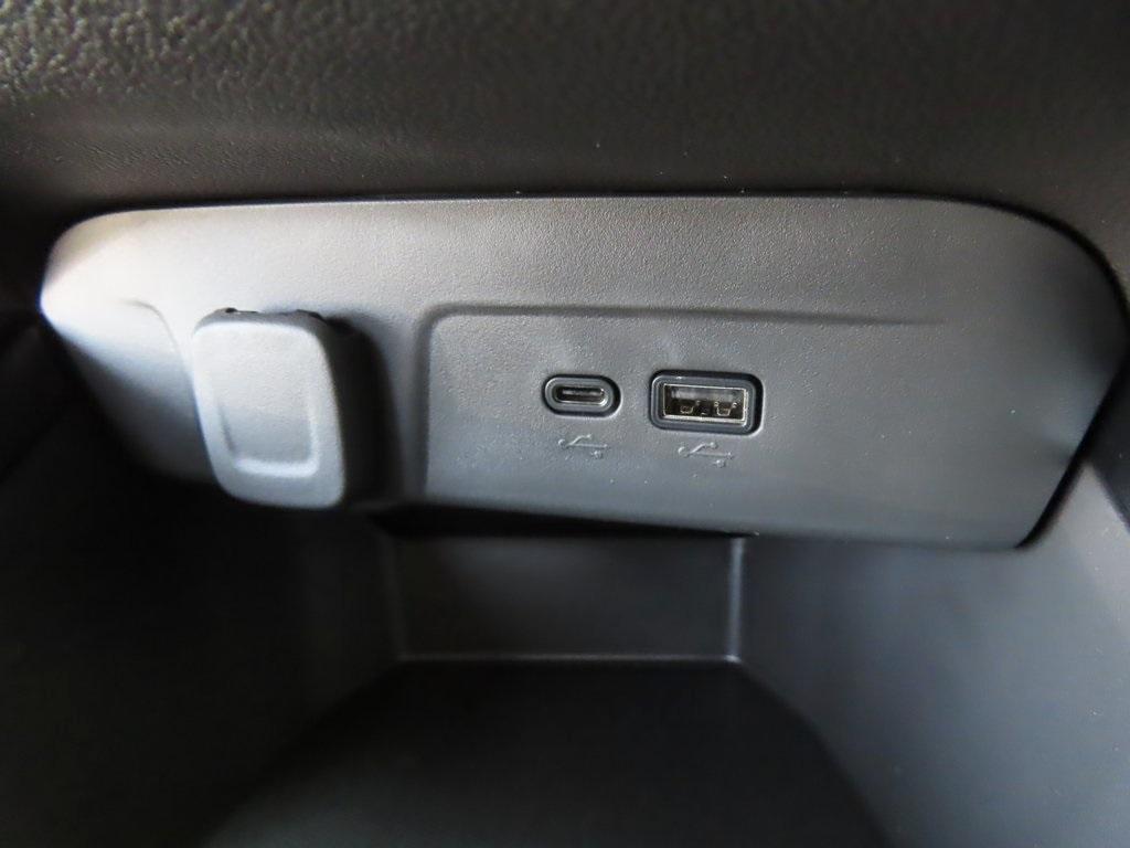 new 2025 Chevrolet Trax car, priced at $26,423