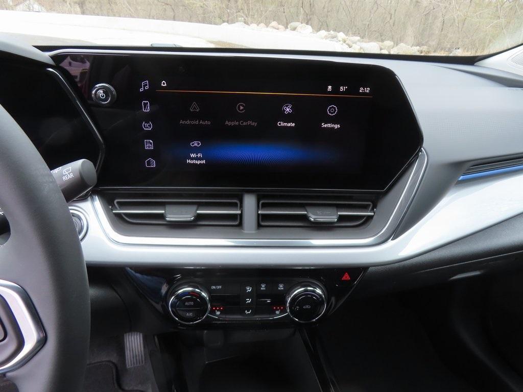 new 2025 Chevrolet Trax car, priced at $25,131