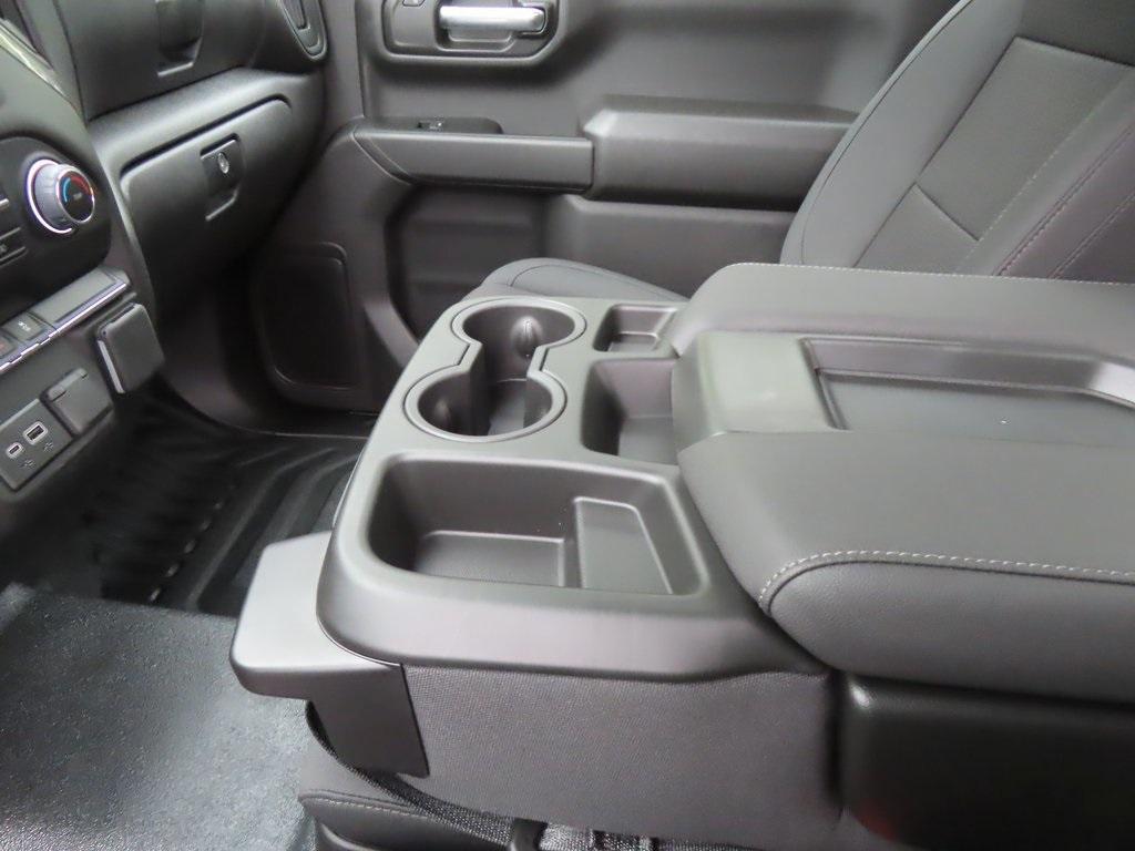 new 2025 Chevrolet Silverado 1500 car, priced at $39,301