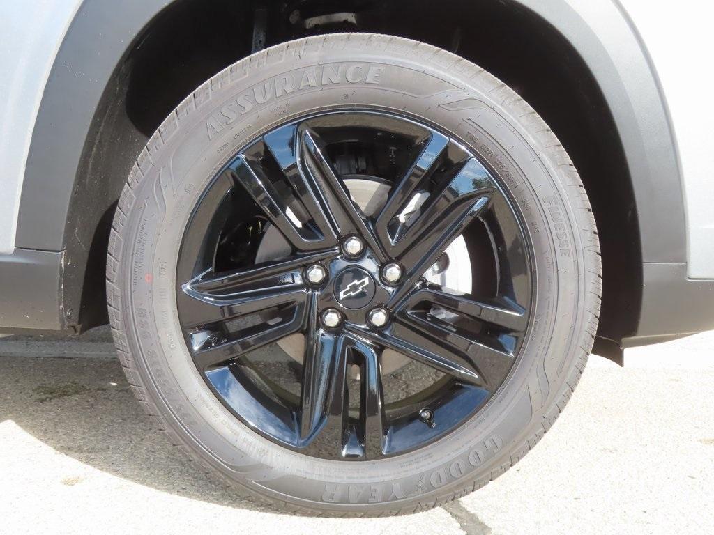 new 2026 Chevrolet Trax car, priced at $28,385