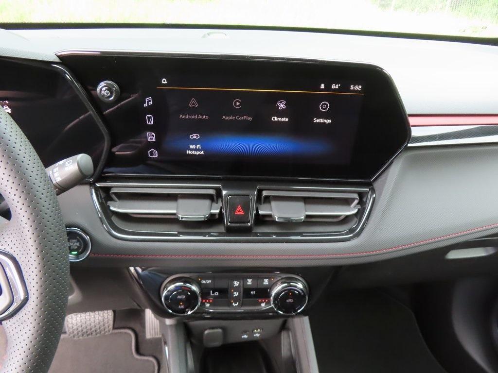 new 2025 Chevrolet TrailBlazer car, priced at $32,596