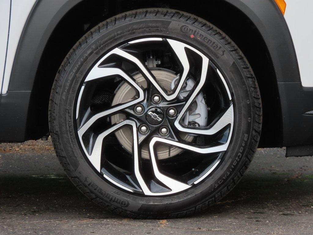 new 2025 Chevrolet TrailBlazer car, priced at $32,596