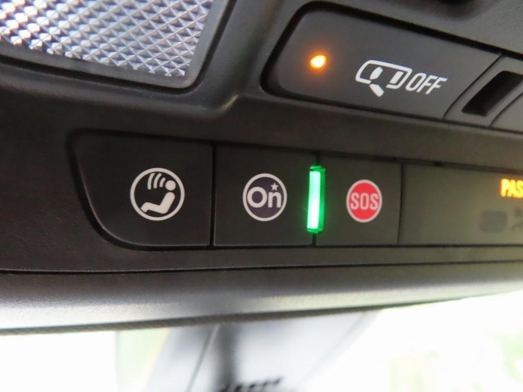 used 2022 Cadillac XT5 car, priced at $35,500