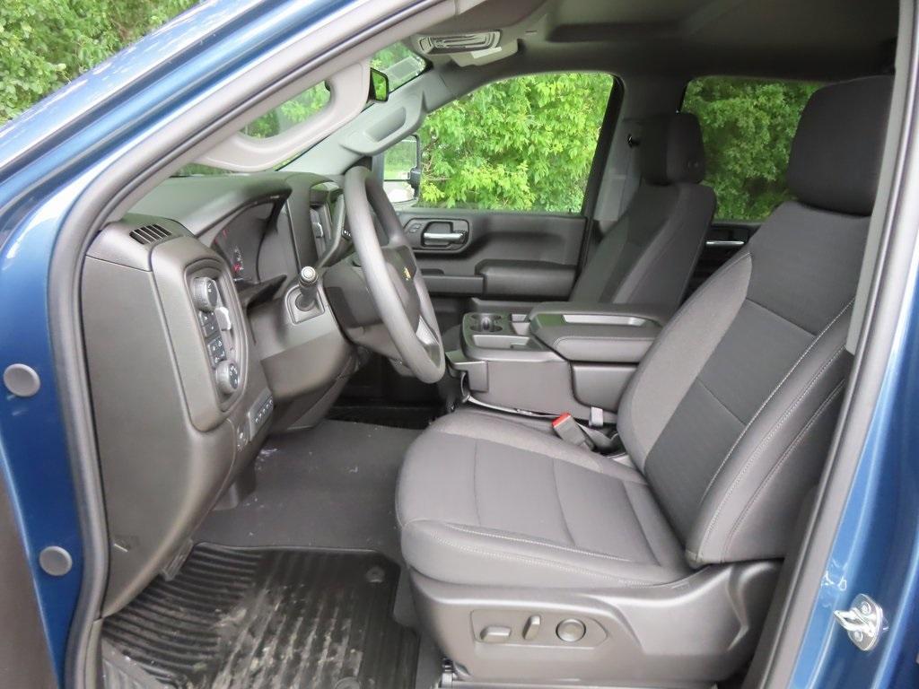 new 2025 Chevrolet Silverado 2500 car, priced at $55,869