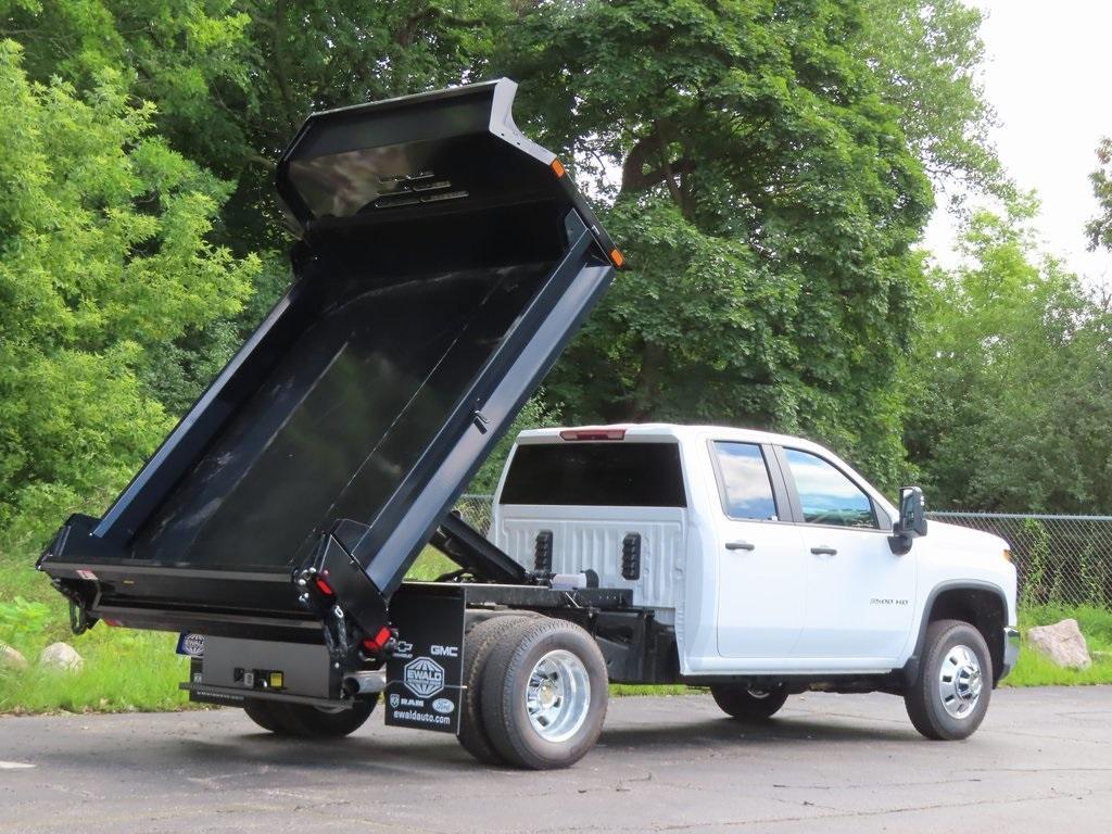 new 2025 Chevrolet Silverado 3500 car, priced at $75,503