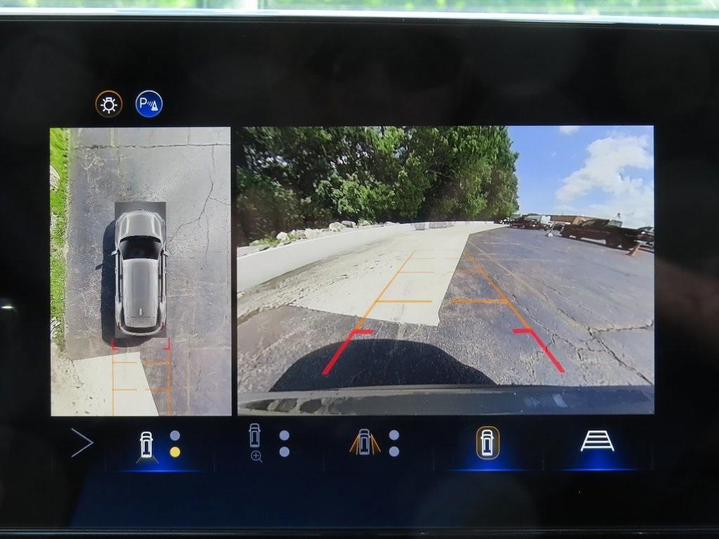 new 2026 Chevrolet Equinox car, priced at $34,640