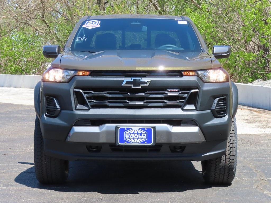 new 2025 Chevrolet Colorado car, priced at $44,570