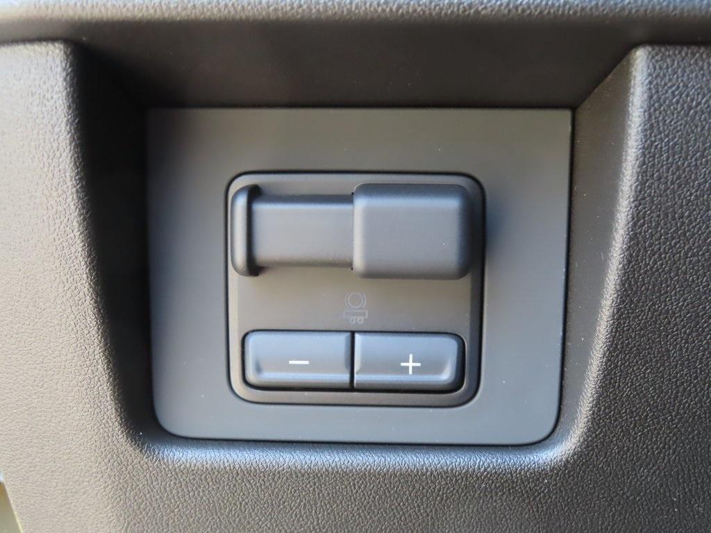 new 2025 Chevrolet Colorado car, priced at $44,570