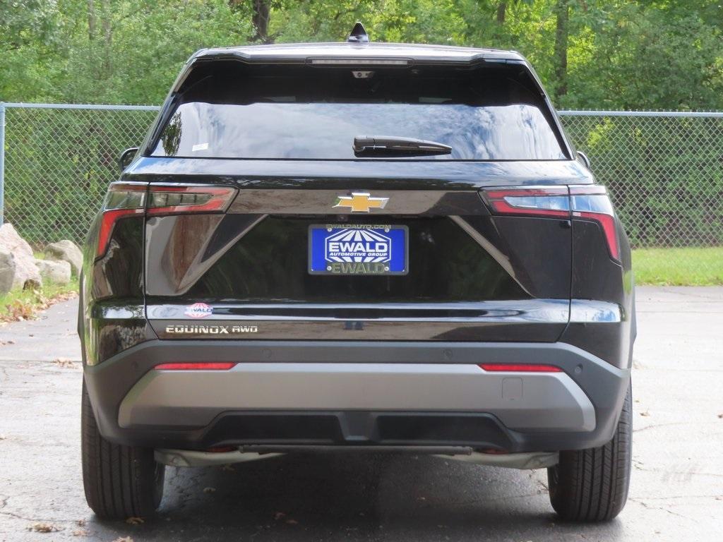 new 2026 Chevrolet Equinox car, priced at $33,490