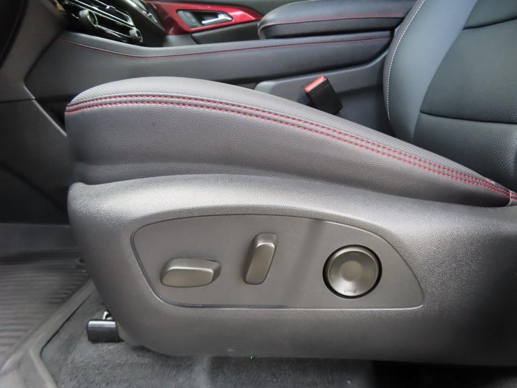 used 2024 Chevrolet Traverse car, priced at $53,995