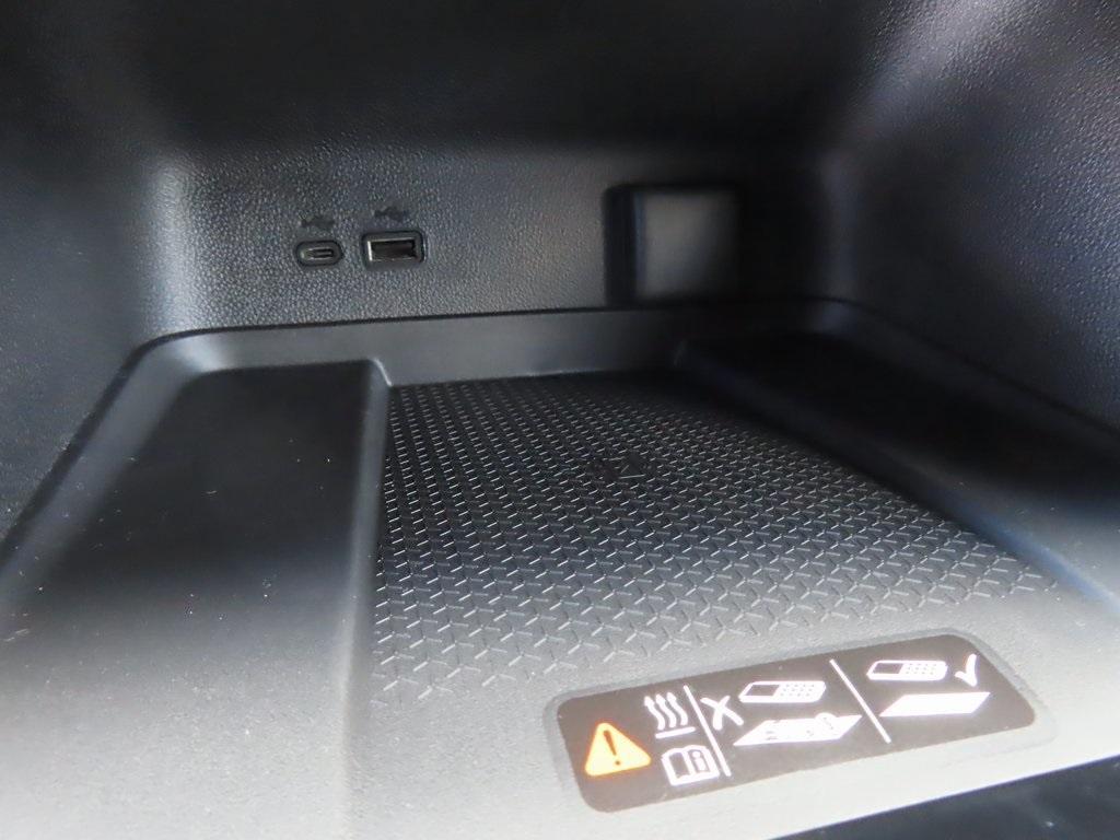 new 2026 Chevrolet Traverse car, priced at $60,608