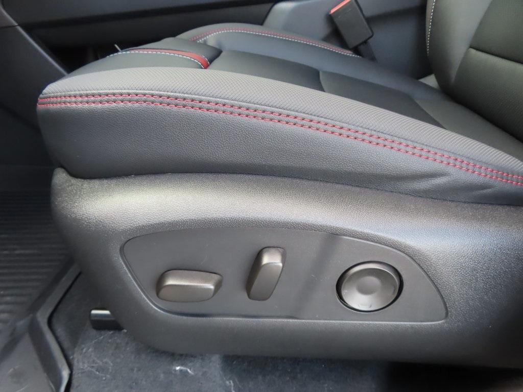 new 2026 Chevrolet Traverse car, priced at $60,608