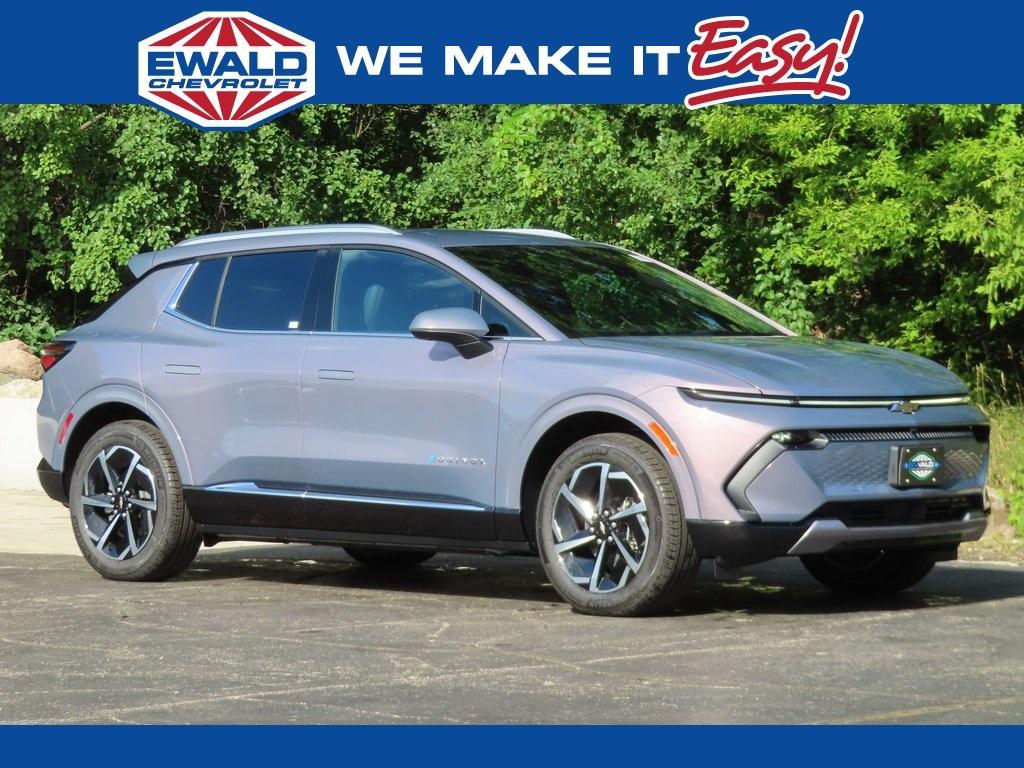 new 2025 Chevrolet Equinox EV car, priced at $43,421