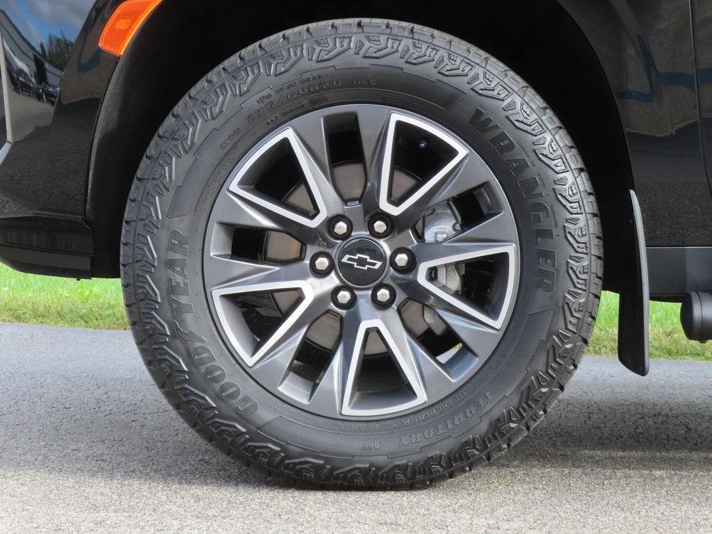 used 2023 Chevrolet Suburban car, priced at $63,990