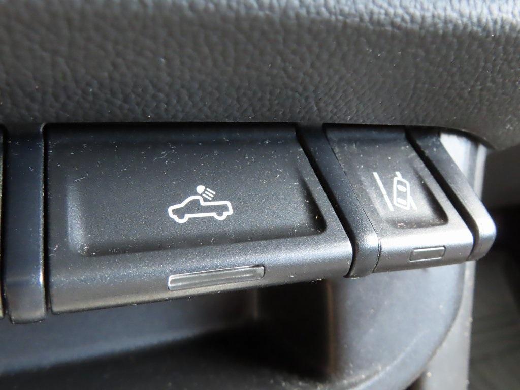 used 2016 Chevrolet Colorado car, priced at $14,995
