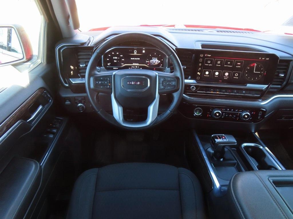 used 2022 GMC Sierra 1500 car, priced at $42,562