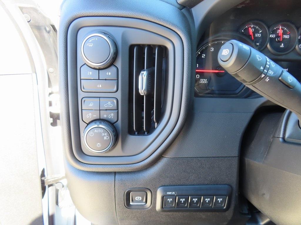 new 2025 Chevrolet Silverado 2500 car, priced at $67,973