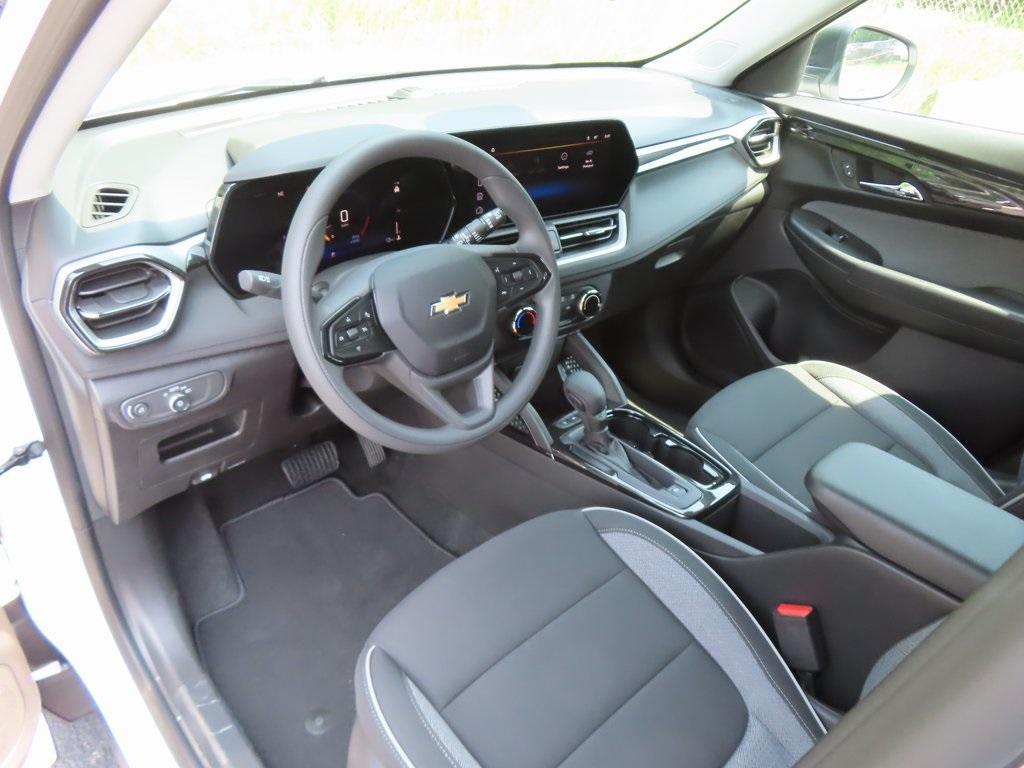 new 2026 Chevrolet TrailBlazer car, priced at $25,099