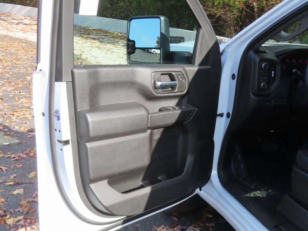 new 2025 Chevrolet Silverado 2500 car, priced at $66,559