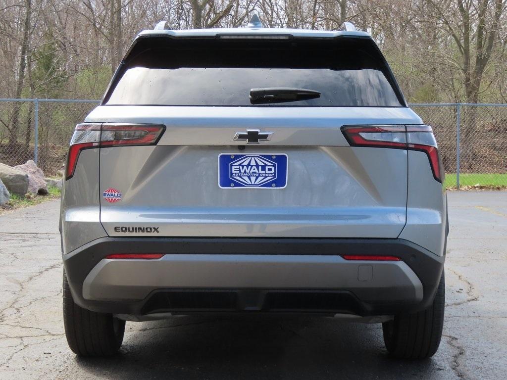 new 2025 Chevrolet Equinox car, priced at $30,730