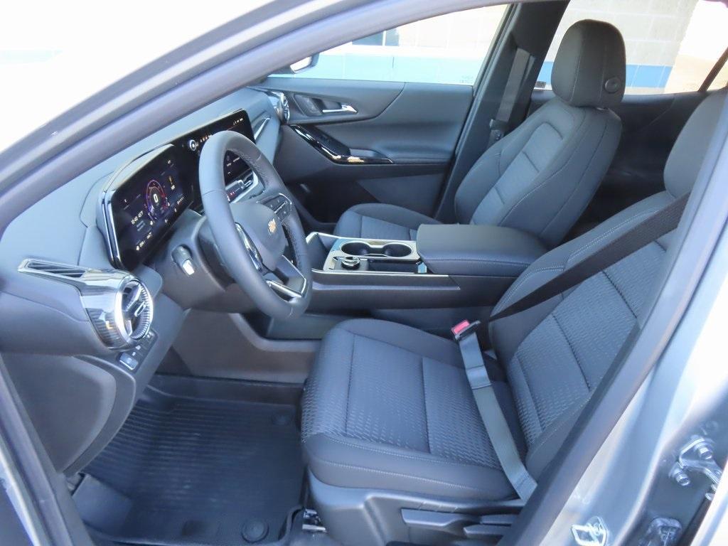 new 2026 Chevrolet Equinox car, priced at $31,447