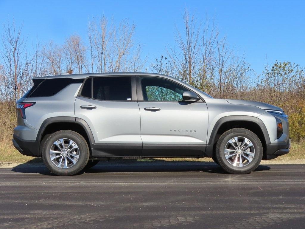 new 2026 Chevrolet Equinox car, priced at $31,447