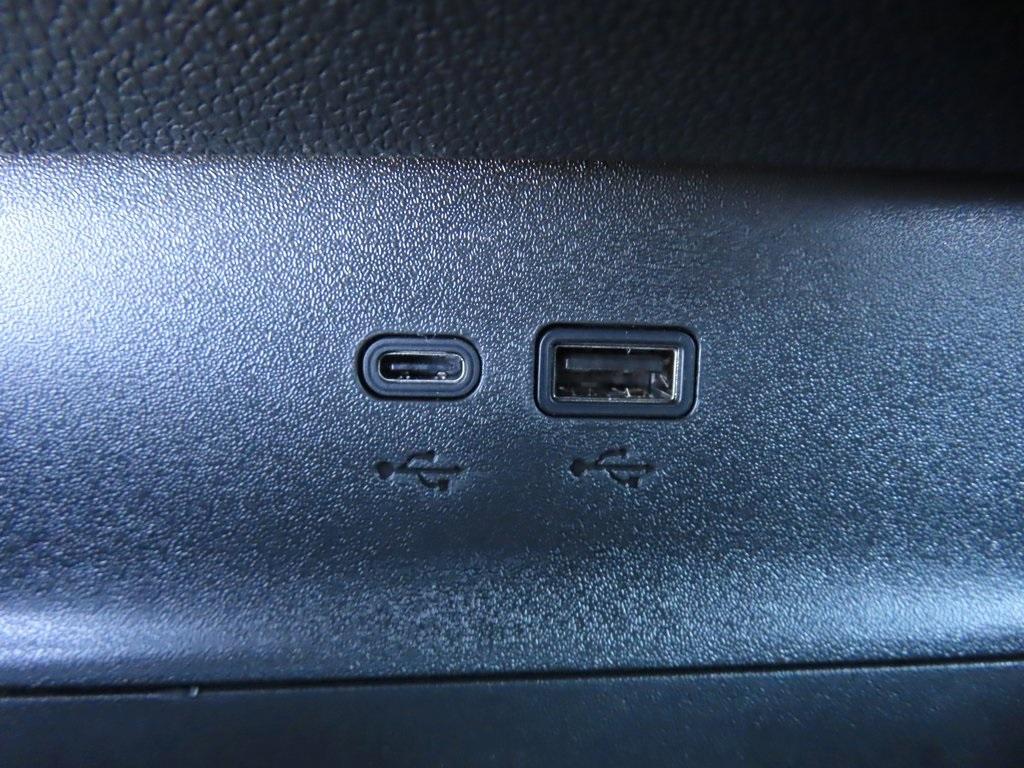 new 2026 Chevrolet Equinox car, priced at $31,447