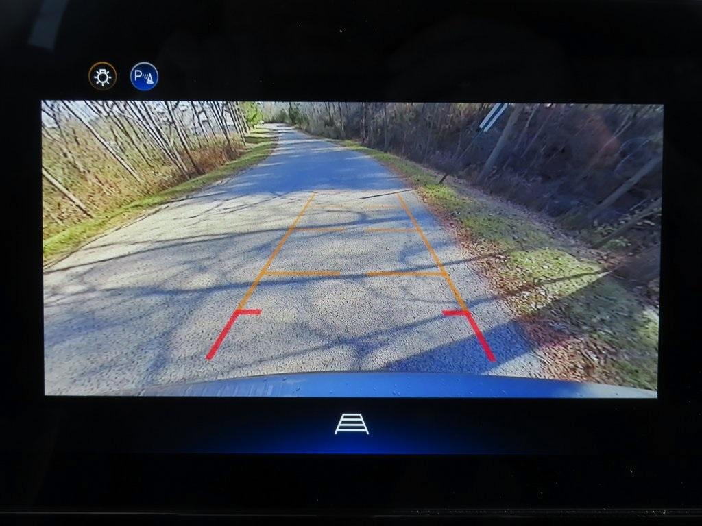 new 2026 Chevrolet Equinox car, priced at $31,447