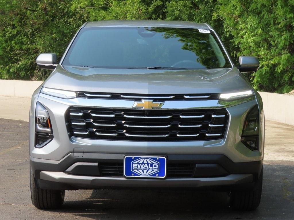 new 2026 Chevrolet Equinox car, priced at $32,940