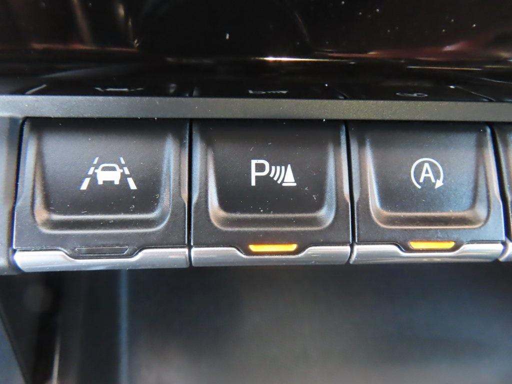 used 2023 GMC Sierra 1500 car, priced at $52,668