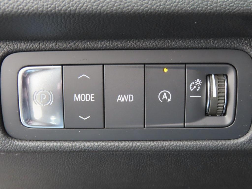 new 2025 Chevrolet Traverse car, priced at $54,855
