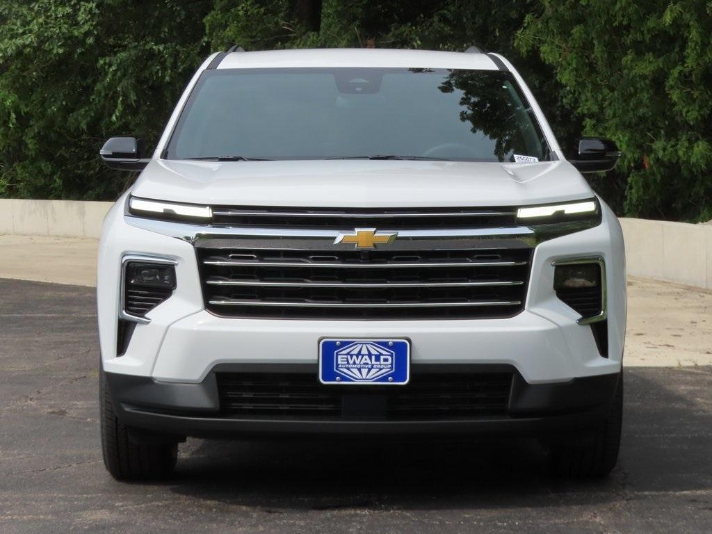 new 2025 Chevrolet Traverse car, priced at $45,560