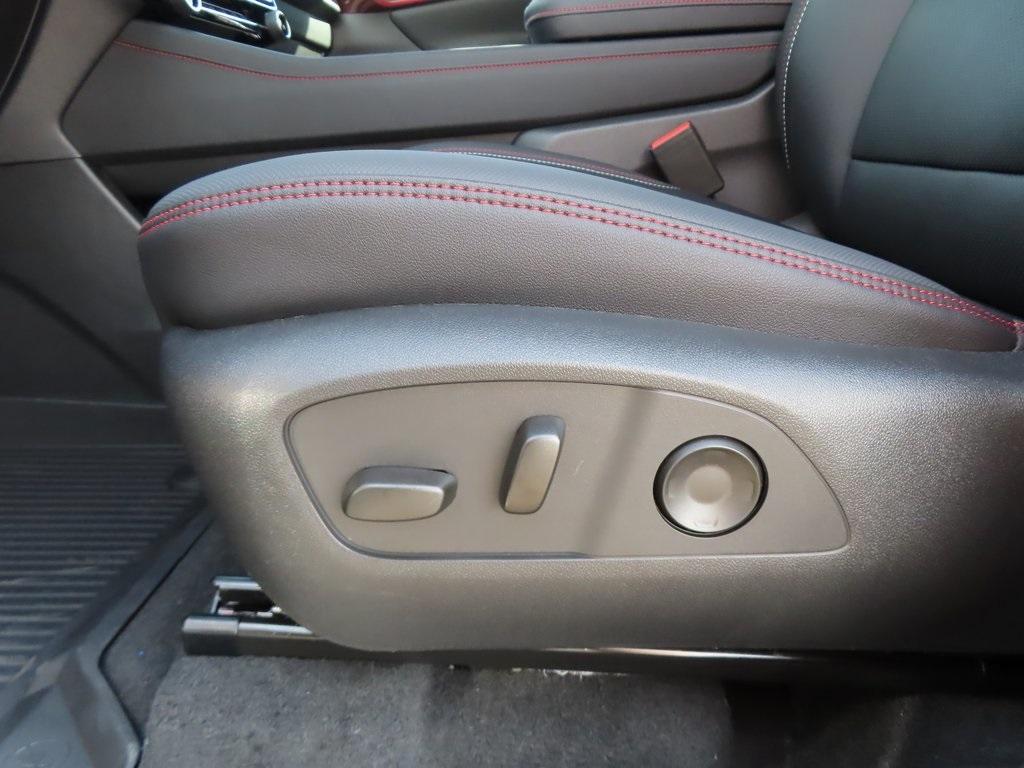 new 2025 Chevrolet Traverse car, priced at $58,945